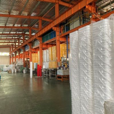 Снакс настраиваемый 3L прозрачный белый пищевой пластиковый ведро с крышками и ручкой