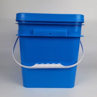 15L Круглое и квадратное пластиковое ведро с крышкой в красном цвете