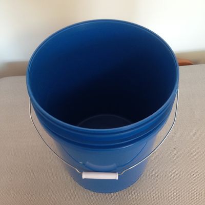 5L 10L 20L тяжеловесное пластиковое ведро с металлической ручкой Прозрачная или индивидуальная печать